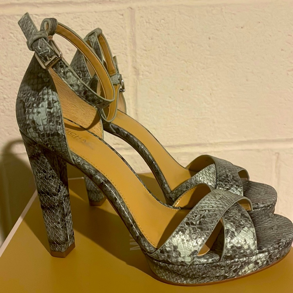 Micheal Kors strap heel. Size 71/2 color - Celadon